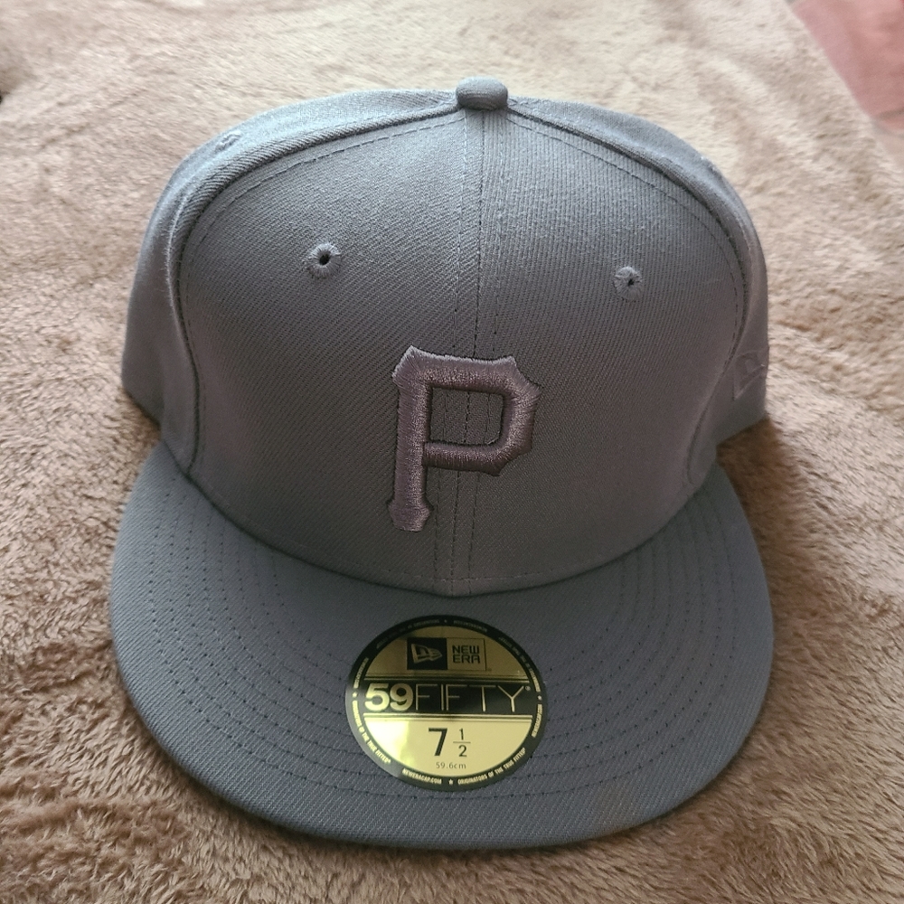 Pittsburgh pirates gray hat 7.5